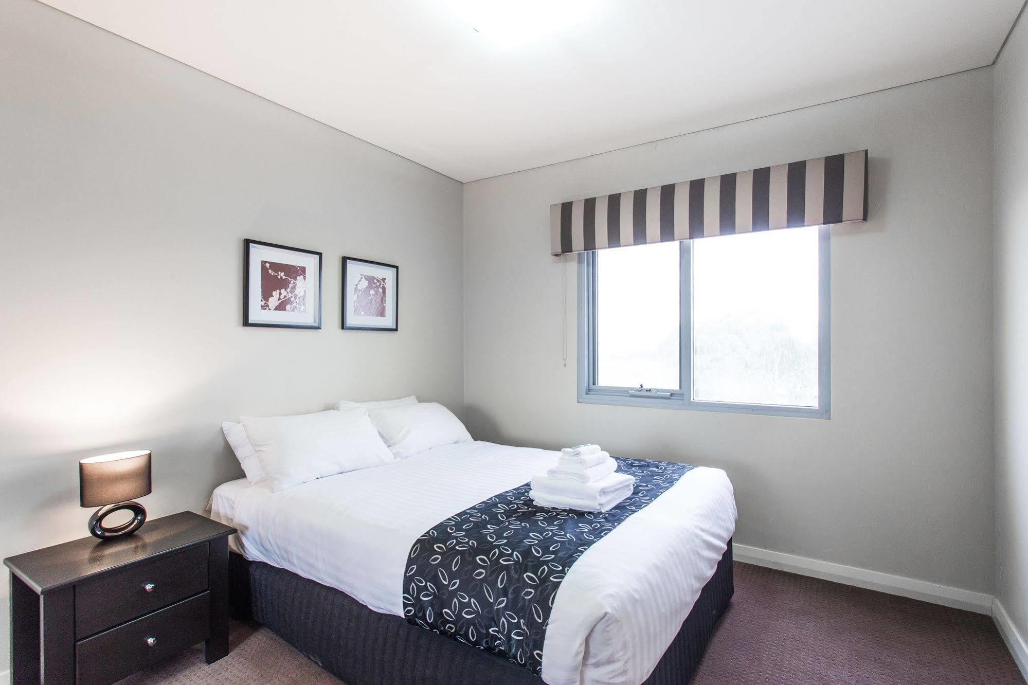 Spinnakers By Rockingham Apartments المظهر الخارجي الصورة